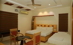 Hill View Paradise - 2Bhk'S & Rooms - A Golden Group Of Premium Home Stays - Tirupati